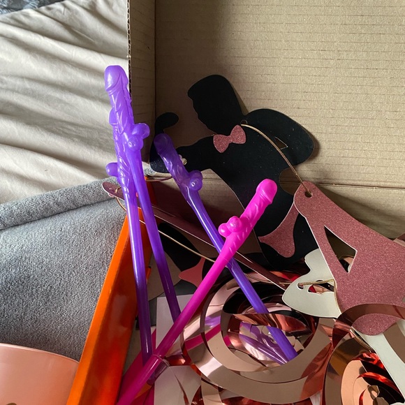 Bachelorette Decoration Bundle! - Picture 4 of 13